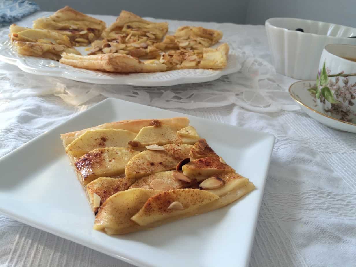 A Quick, Easy & Delicious Apple Tart Flour & Spice