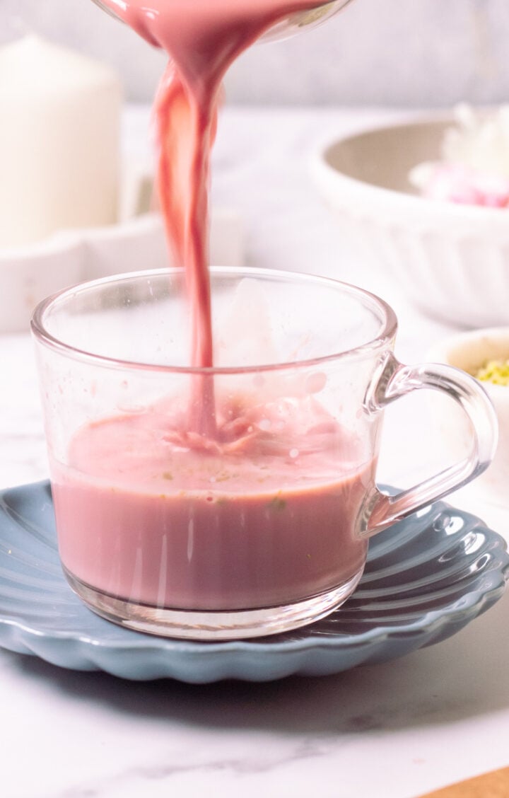 Kashmiri Chai Authentic Pakistani Pink Tea Flour & Spice