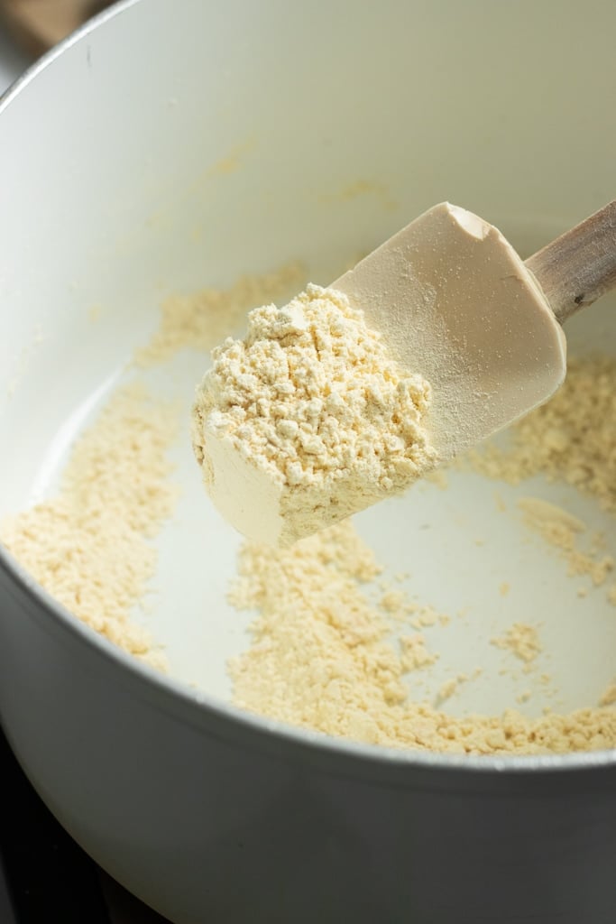 roast besan for kadhi