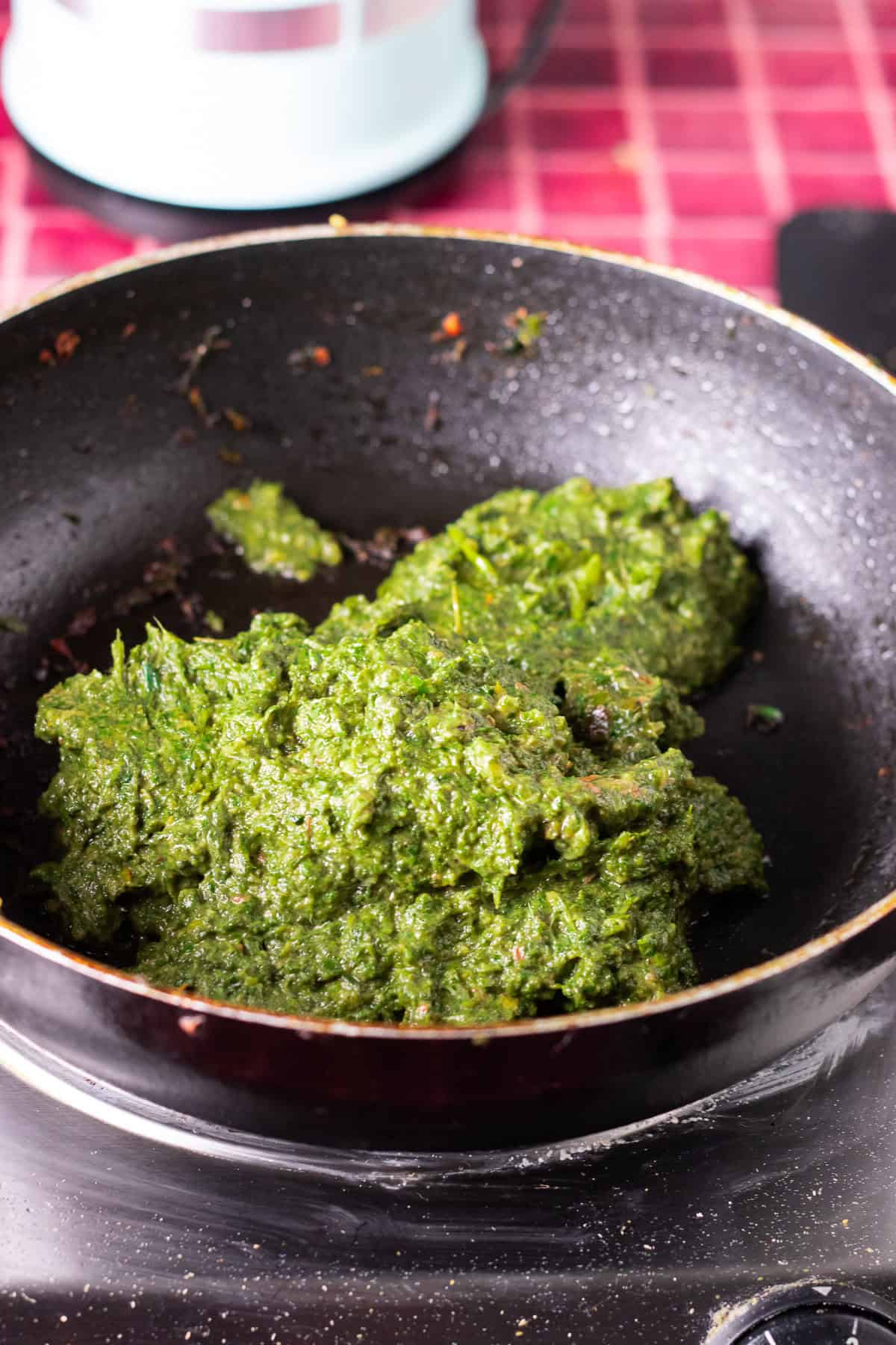 pureed spinach mix in a pot